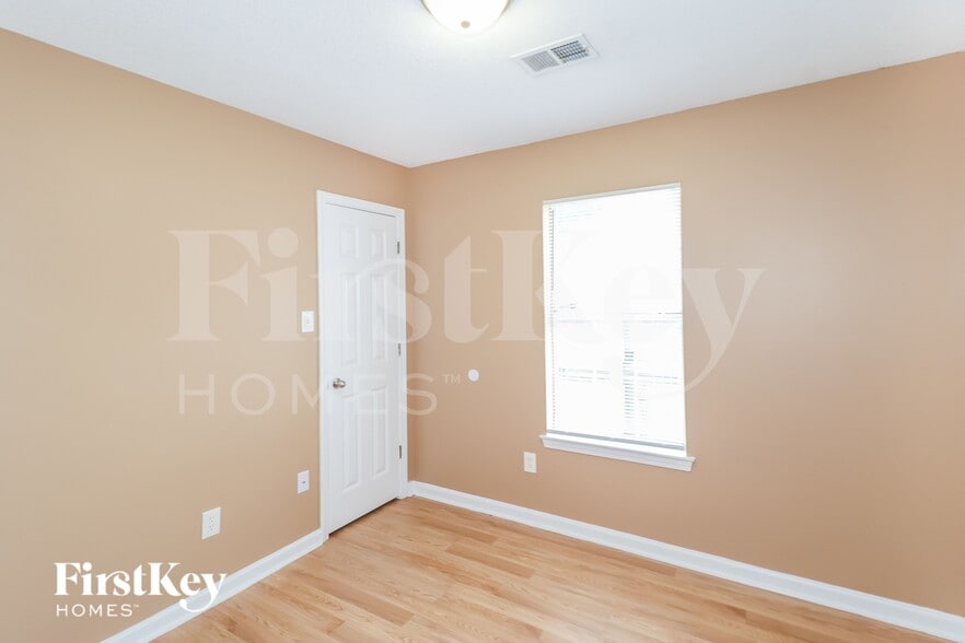 Building Photo - 1229 Calebs Ridge Dr