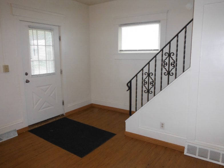 Building Photo - 1520 Frazer Ave NW