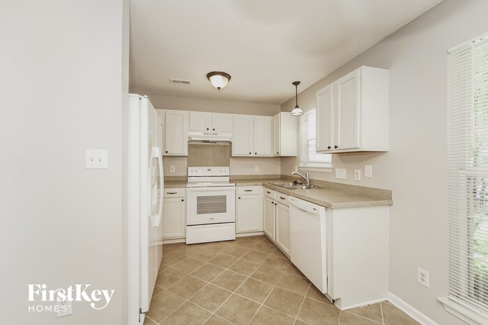 Building Photo - 10513 Brawley Ln