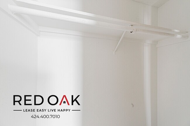 Building Photo - 21315 Roscoe Blvd