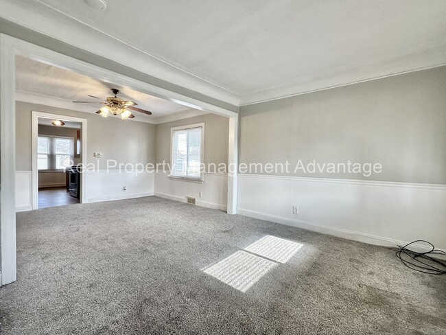 Building Photo - No Deposit Required! Updated, Spacious 3-B...