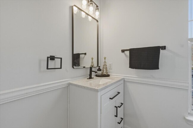 Building Photo - 20502 Morningside Terrace