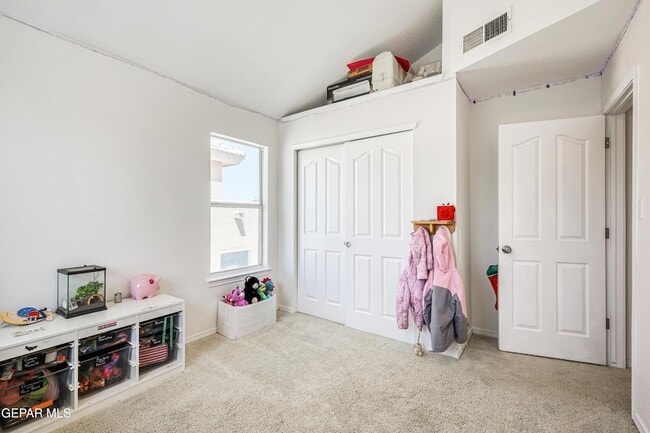 Building Photo - 10904 Duster Dr