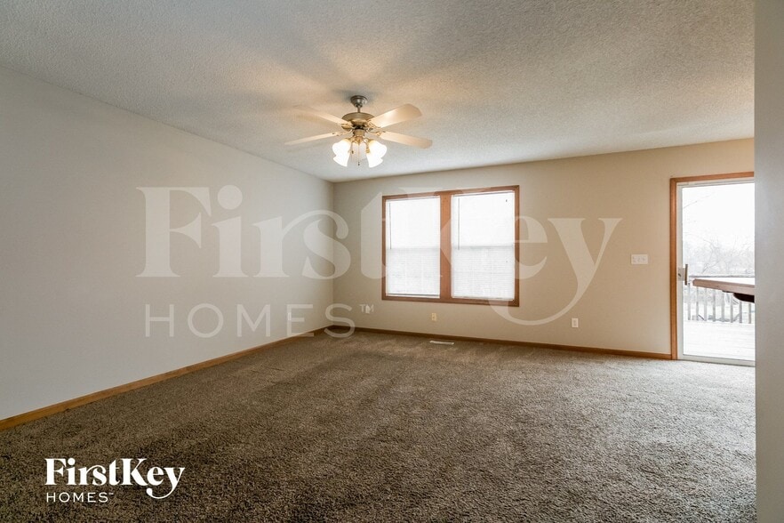 Building Photo - 11104 Highview Rd