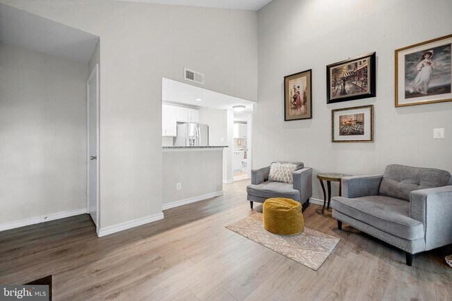 Building Photo - 12152 Penderview Terrace