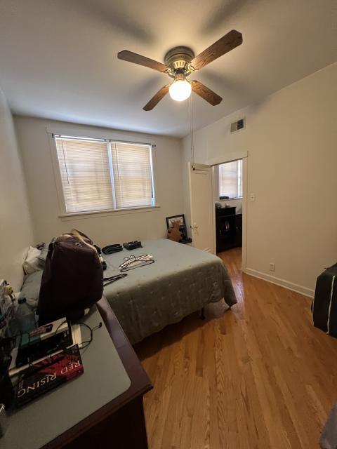 Building Photo - 1 bedroom in Chicago IL 60657