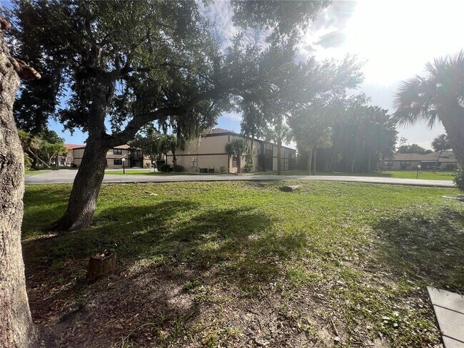 Building Photo - 4022 Beaver Ln