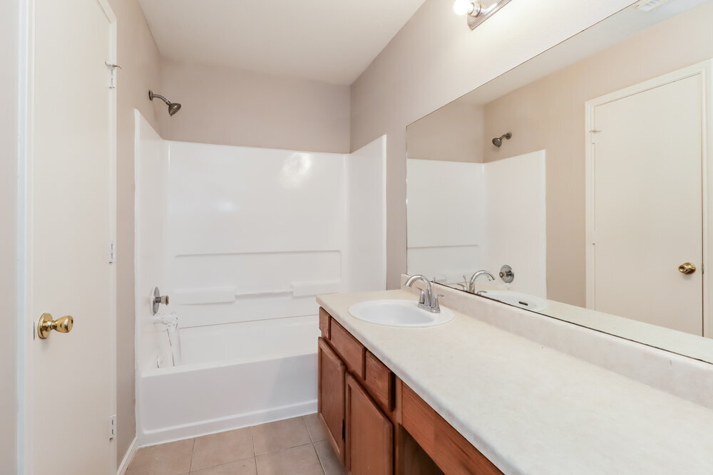 Building Photo - 6511 McCharen Ct