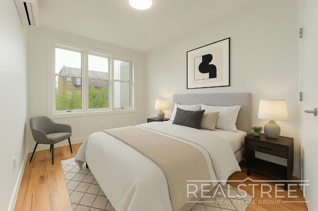 Building Photo - Brand New 1 Bedroom with In-Unit Washer/Dr...