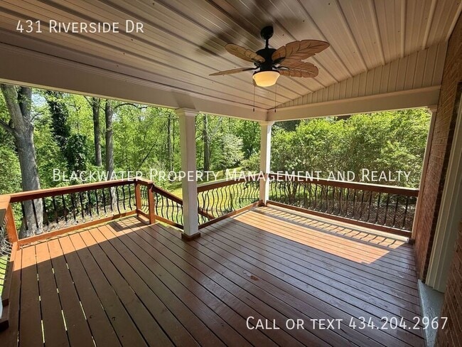 Building Photo - 431 Riverside Dr