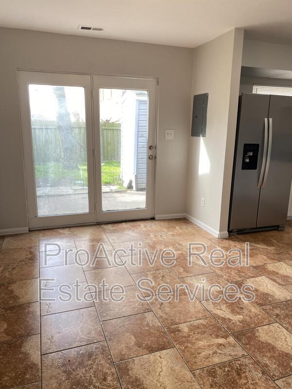 Building Photo - 1013 Dubose Dr