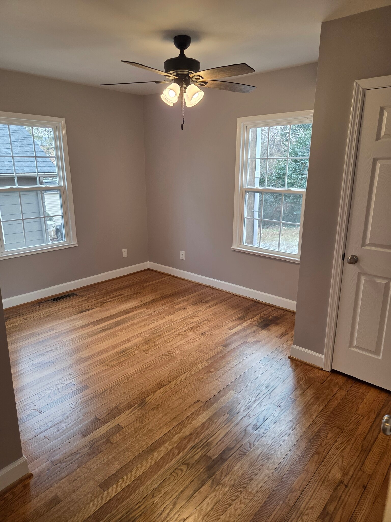 Building Photo - 415 Ford St