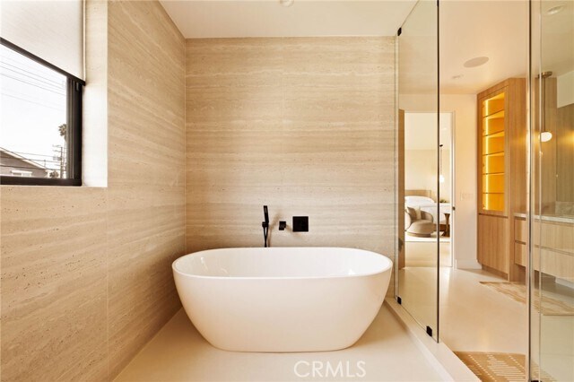 Building Photo - 3962 Alla Rd