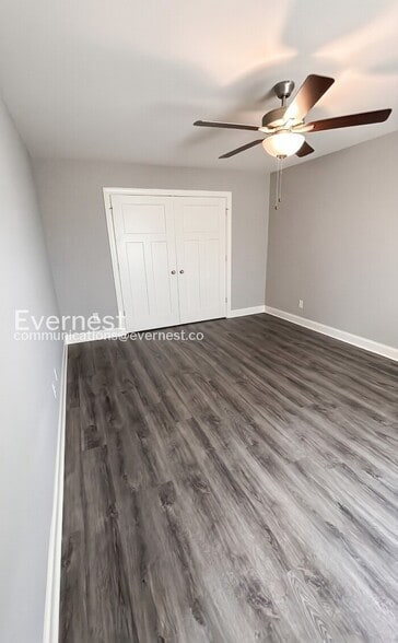 Building Photo - 5312 Roosevelt Rd