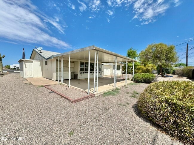 Building Photo - 11013 N 110th Dr