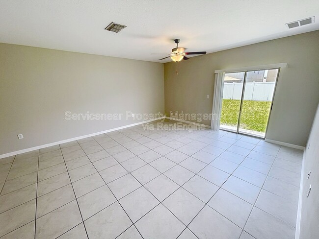 Building Photo - 3721 Daisy Bloom Pl