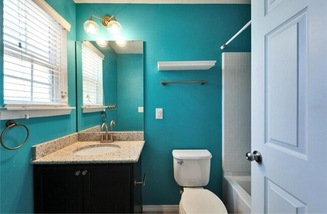 Building Photo - 8842 turnstone Dr