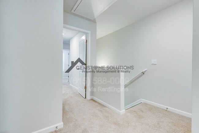 Building Photo - 4208 Oswin Dr