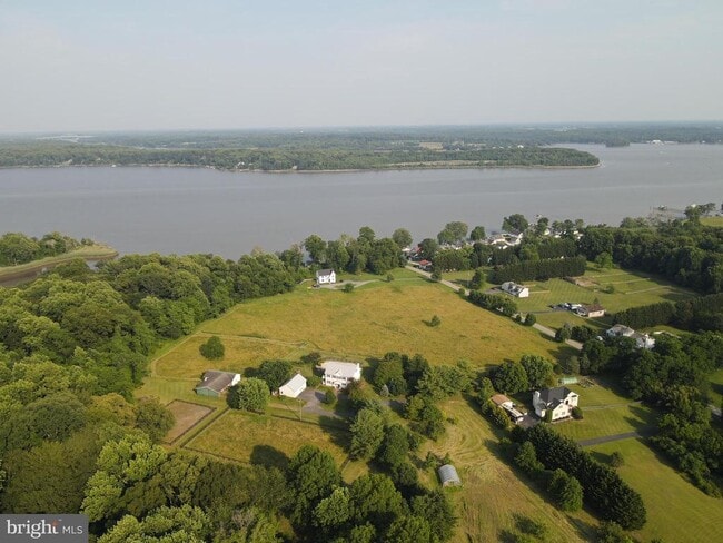 Building Photo - 137 Elk Ranch Park Rd