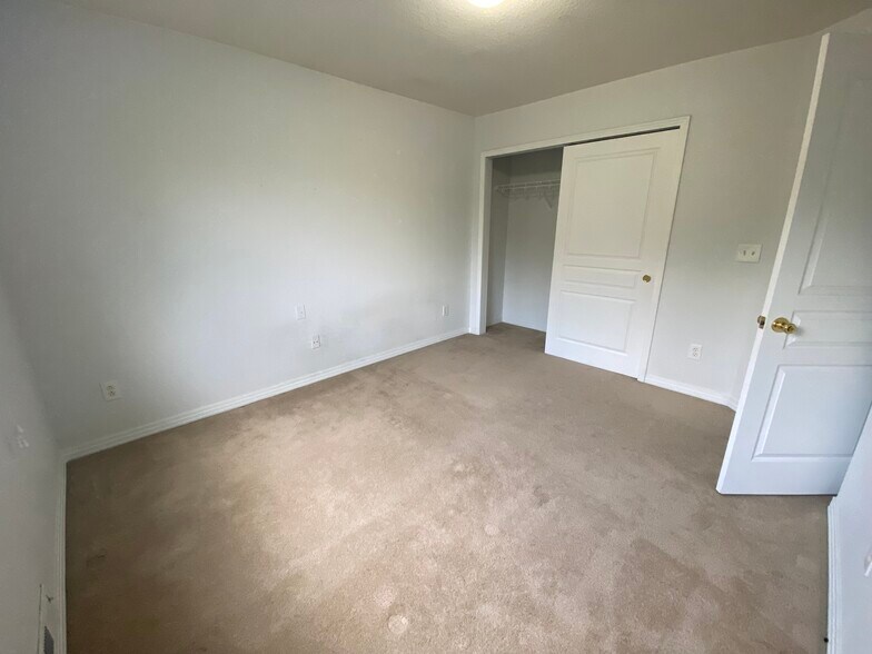 Bedroom #2 - 761 S Depew St