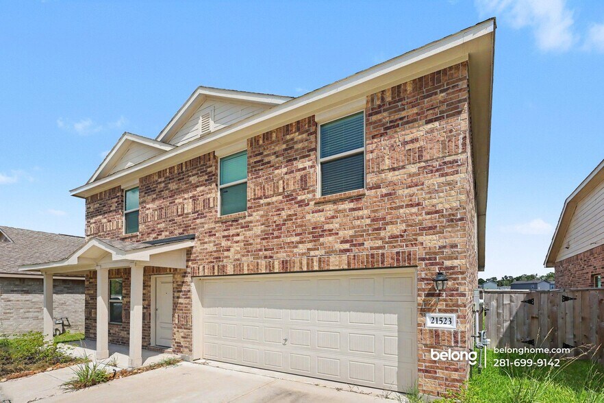 Building Photo - 21523 Casavatore Dr