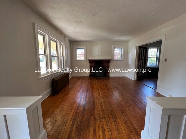 Building Photo - 1625 Westover Ave SW