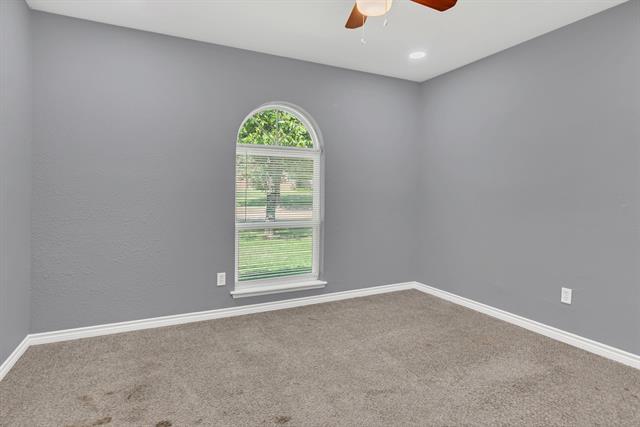 Building Photo - 1314 La Fiesta Dr