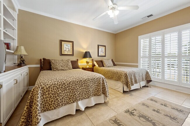 Building Photo - 127 Marsh Lake Dr