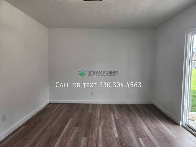 Building Photo - 5025 Massillon Rd