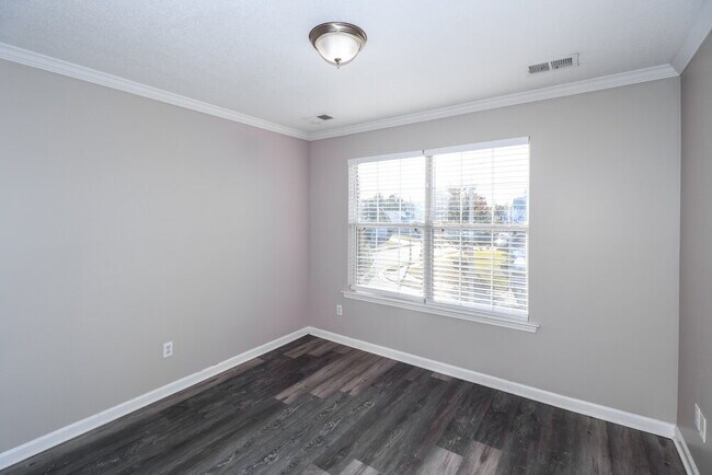 Building Photo - 5452 Belle Ridge Dr