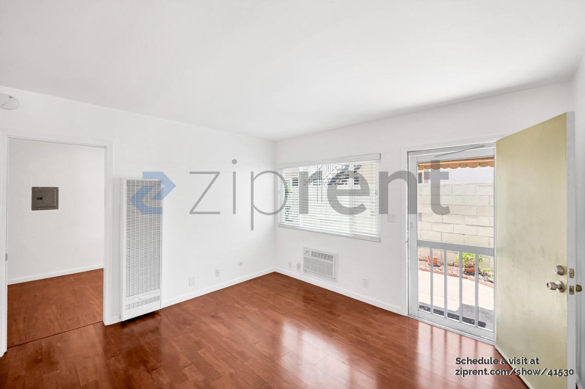 Building Photo - 837 S Sierra Vista Ave