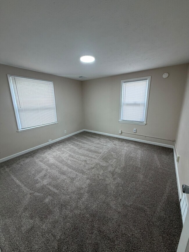 Building Photo - 1129 Roosevelt St