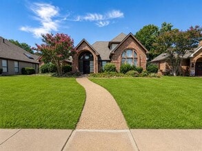 Building Photo - 3509 Steven Dr