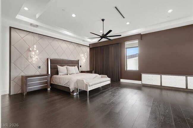 Building Photo - 20 Pebble Hills Ct