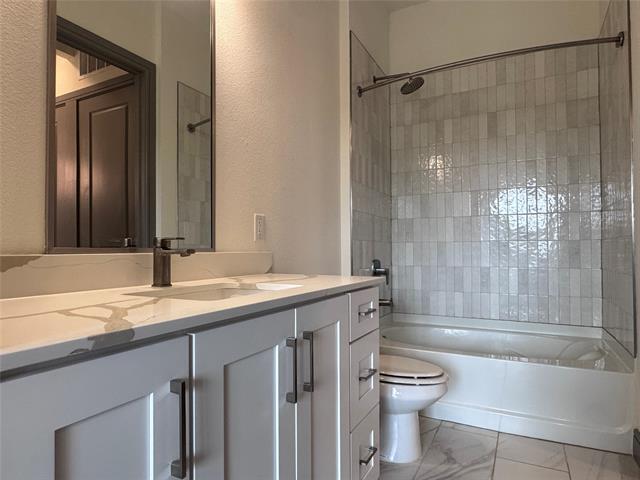 Building Photo - 2700 Old Denton Rd