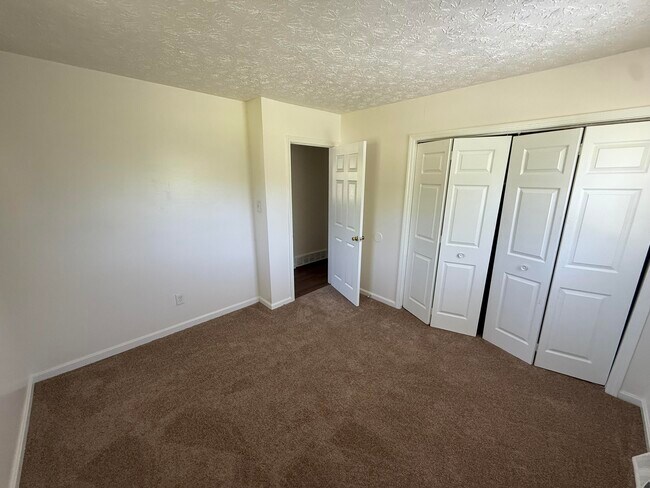 Building Photo - 2653 Twinbrooke Ln
