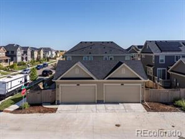 Building Photo - ***Beautiful 4 bed 3 bath nearly-new home ...