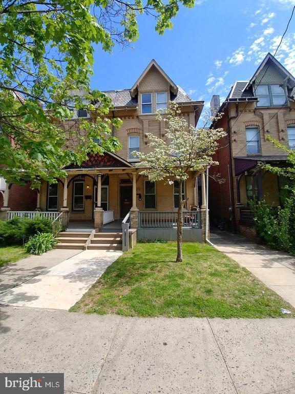 Building Photo - 626 Haws Ave