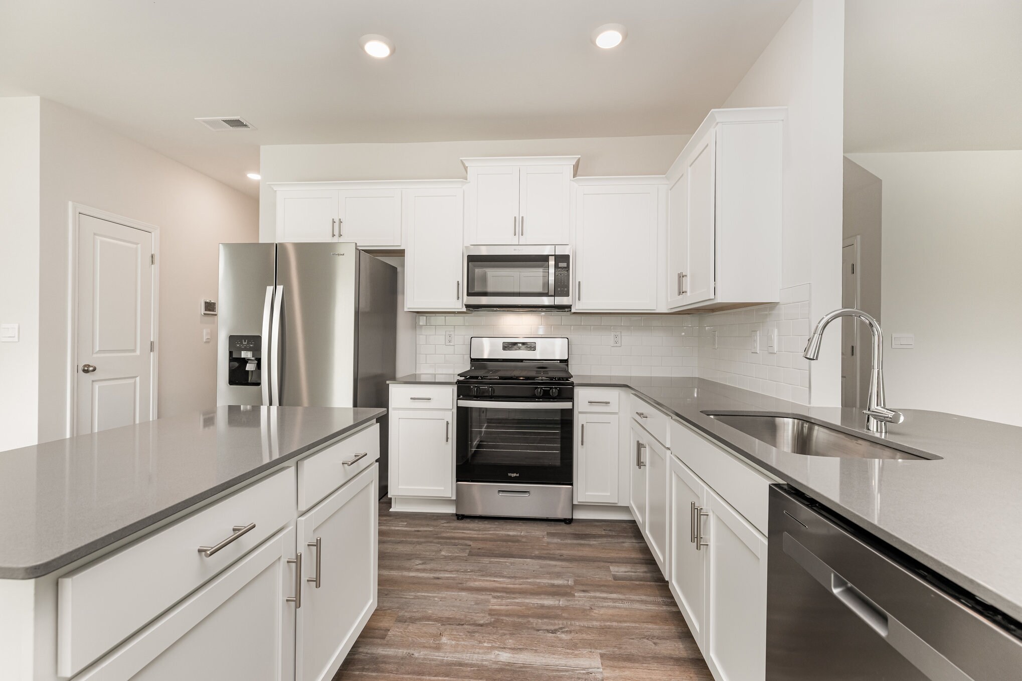 Building Photo - 121 Way Cross Ln