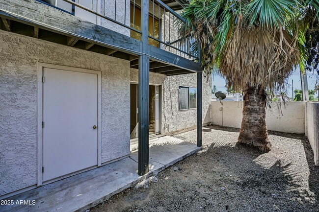 Building Photo - 10802 N 16th Ave