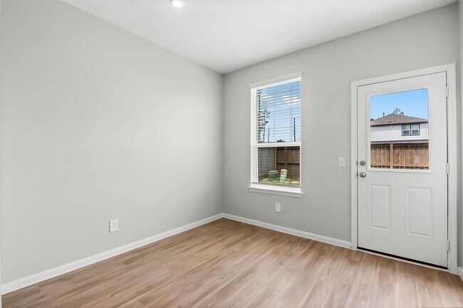Building Photo - 5507 Broad Spruce St