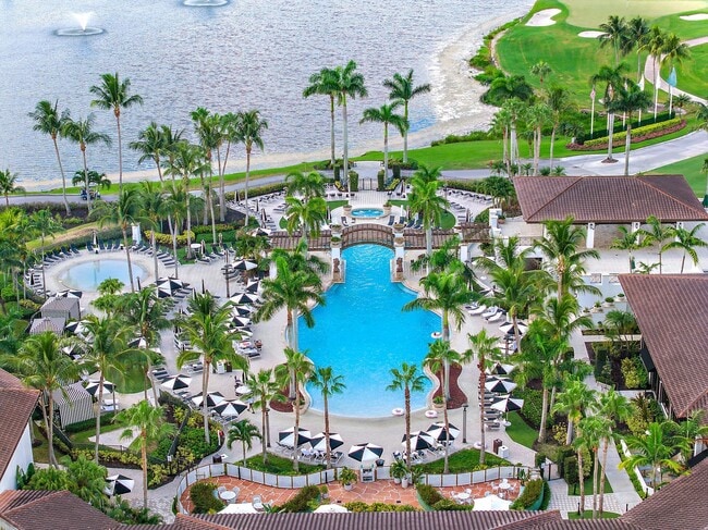 Building Photo - 503 Resort Ln