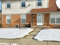 Building Photo - 8841 Sunrise Dr