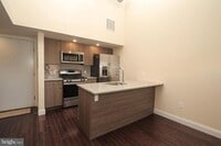 Building Photo - 1218 S 8th St