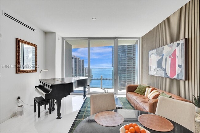 Building Photo - 300 Biscayne Blvd Way