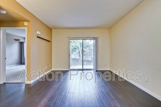 Building Photo - 2255 Showers Dr