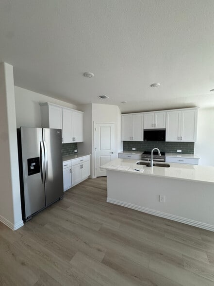 Building Photo - 608 Marigold Hl Wy