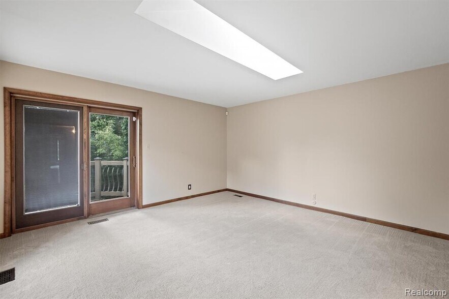 Building Photo - 3275 Chickering Ln