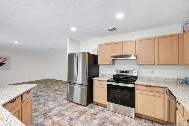 Building Photo - 10211 Windstone Creek