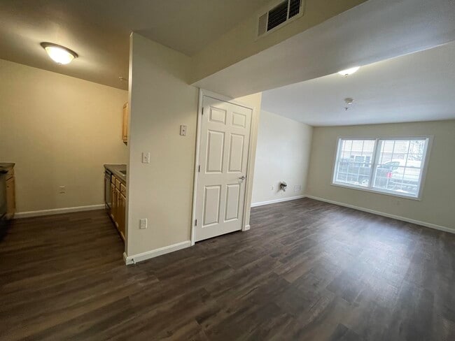 Building Photo - 20 Sentinel Court